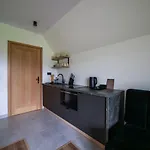 Hill House & Prywatny דירה