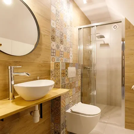 Hill House Apartamenty W Cichej I Spokojnej Okolicy Blisko Term Bania Goraca Balia,Bilard